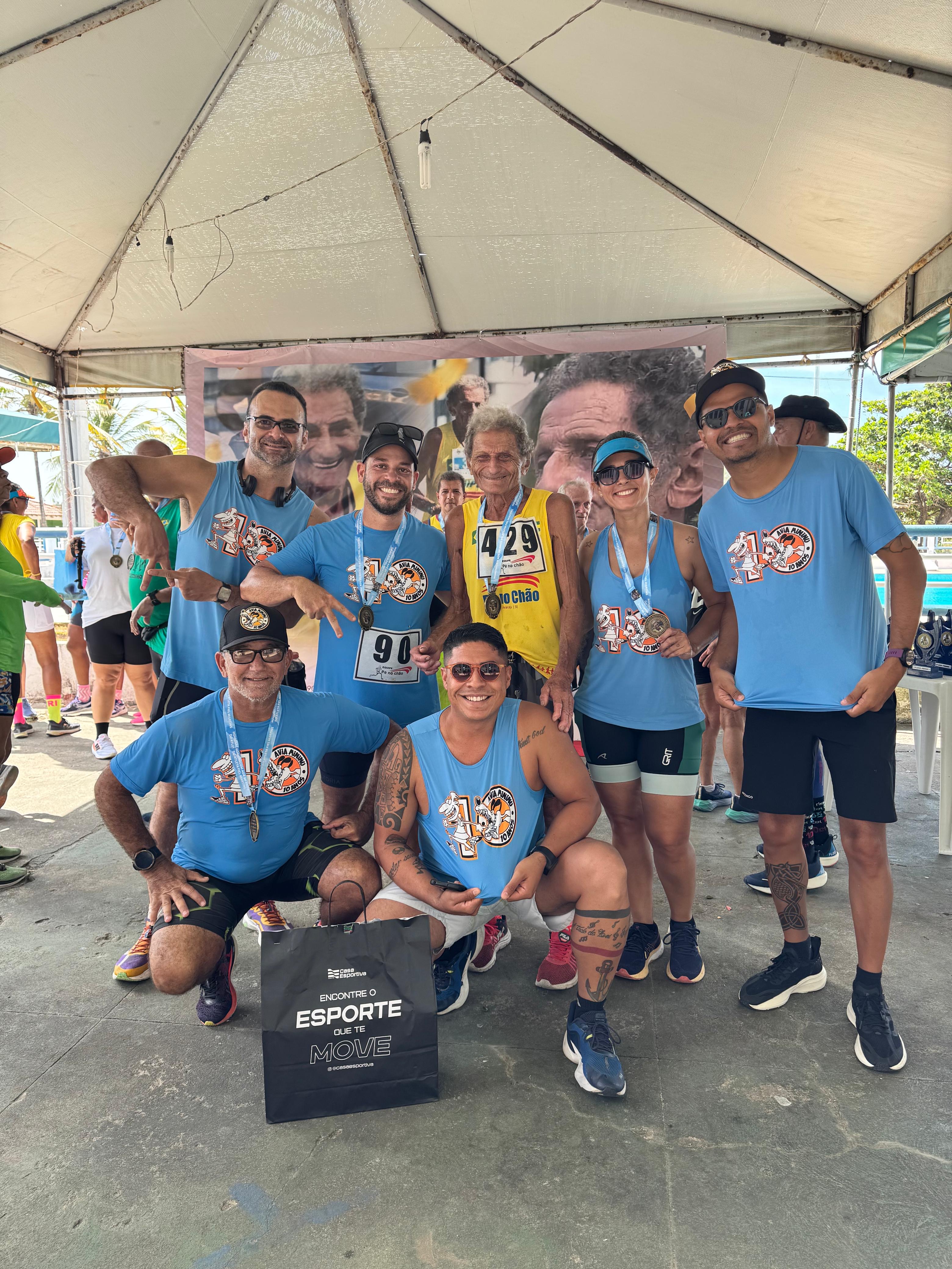 Seu Fiel e amigos de corrida. Foto: Arthur Soares